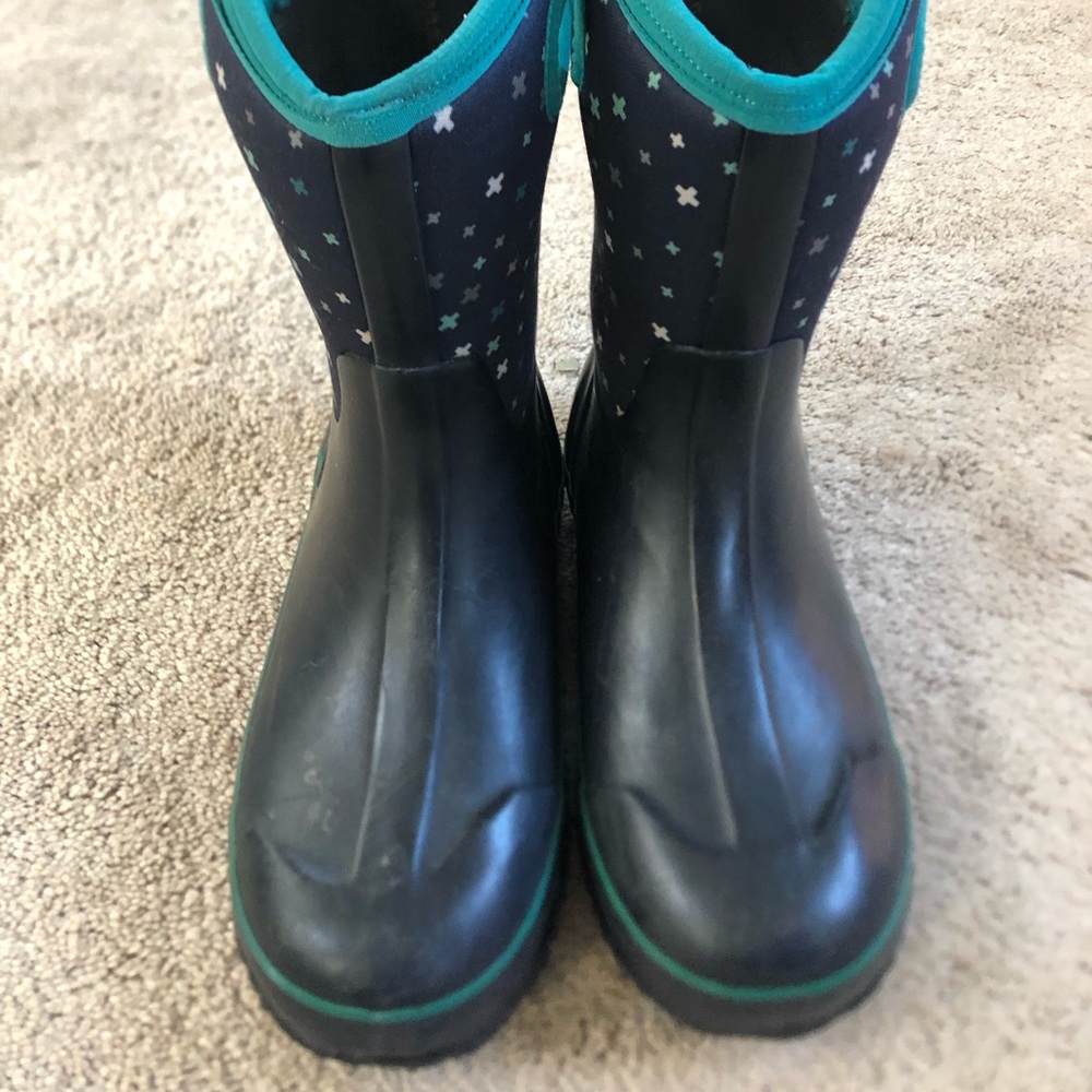 BOGS winter boot - Size 5 youth